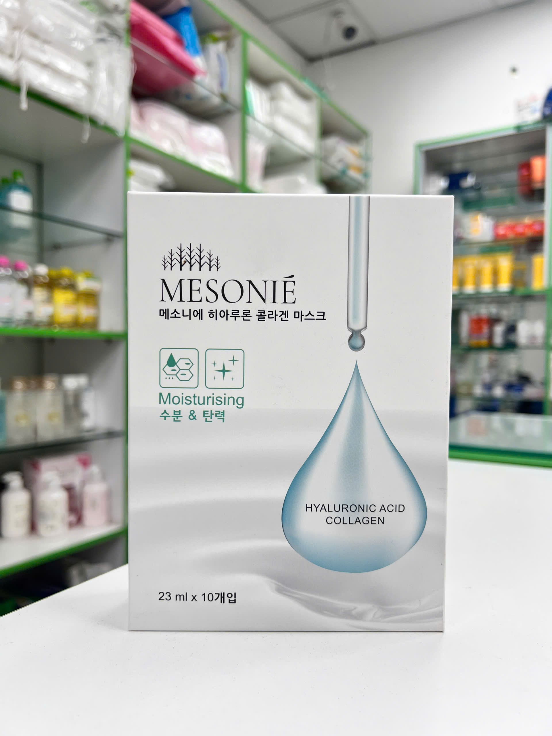 MESONIE HYALURONIC ACID COLLAGEN MASK — bao bì trắng tối giản với giọt nước xanh nhạt